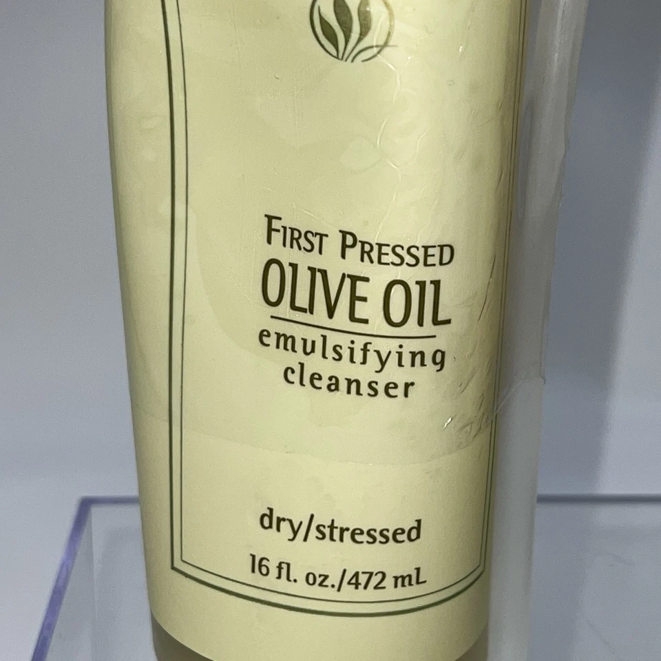 Limpiador emulsionante de aceite de oliva prensado Serious Skin Care/leche corporal diaria Foto 2 de 4