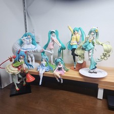 Hatsune Miku Figure Set of 7 Collectible Anime Figures Fully Functional Japan