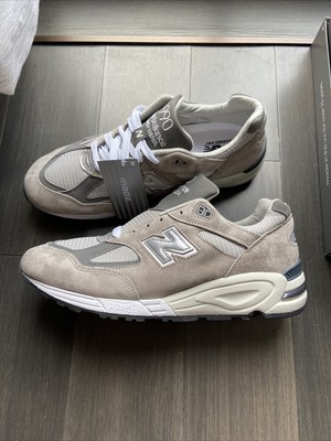 DS Size 10.5 - New Balance 990 GY2 Made 