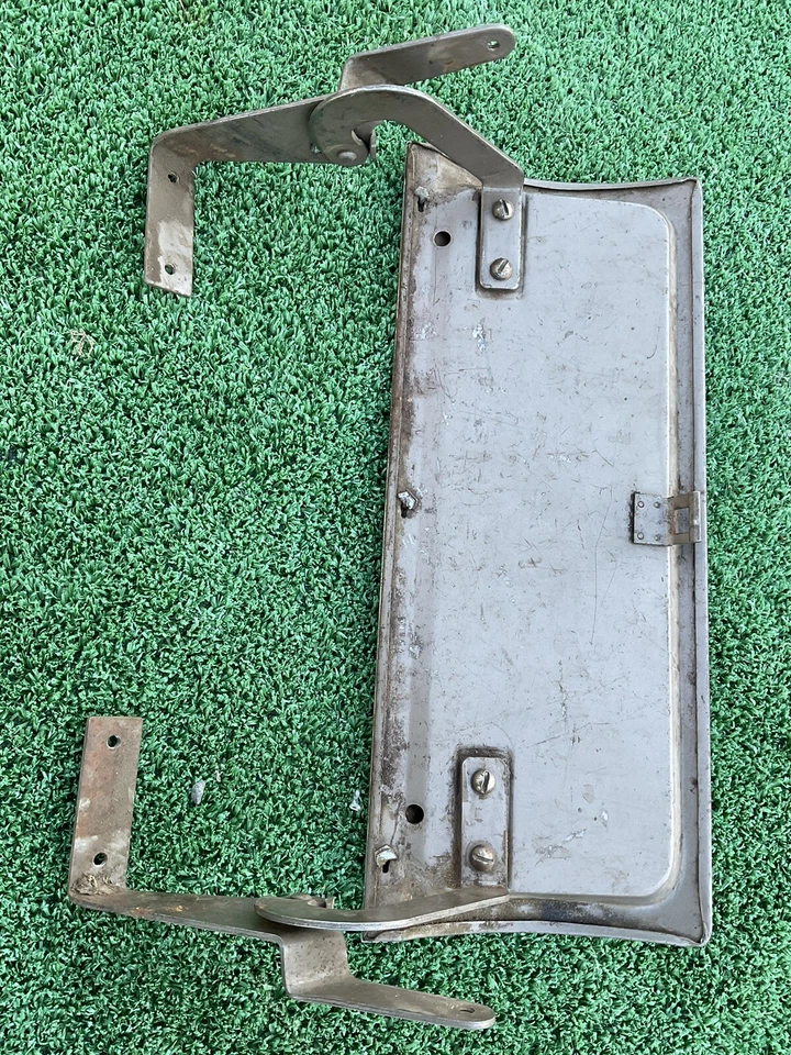 Chevy GMC camión 1942 1947 1946 puerta guantera muy bonita original OEM Foto 2 de 4