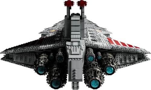 LEGO Star Wars Venator-Class Republic Attack Cruiser UCS (75367) BRAND NEW - Picture 5 of 9