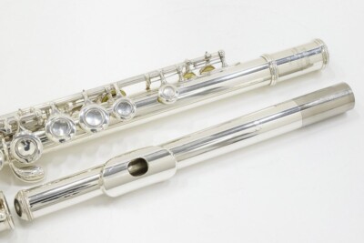YAMAHA / YFL-211SII Flute Made in Japan used Bag and case included