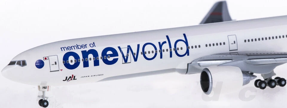 1:500 Hogan Japan Airlines One World BOEING 777-300 Airplane Diecast Plane Model - Image 4 of 4