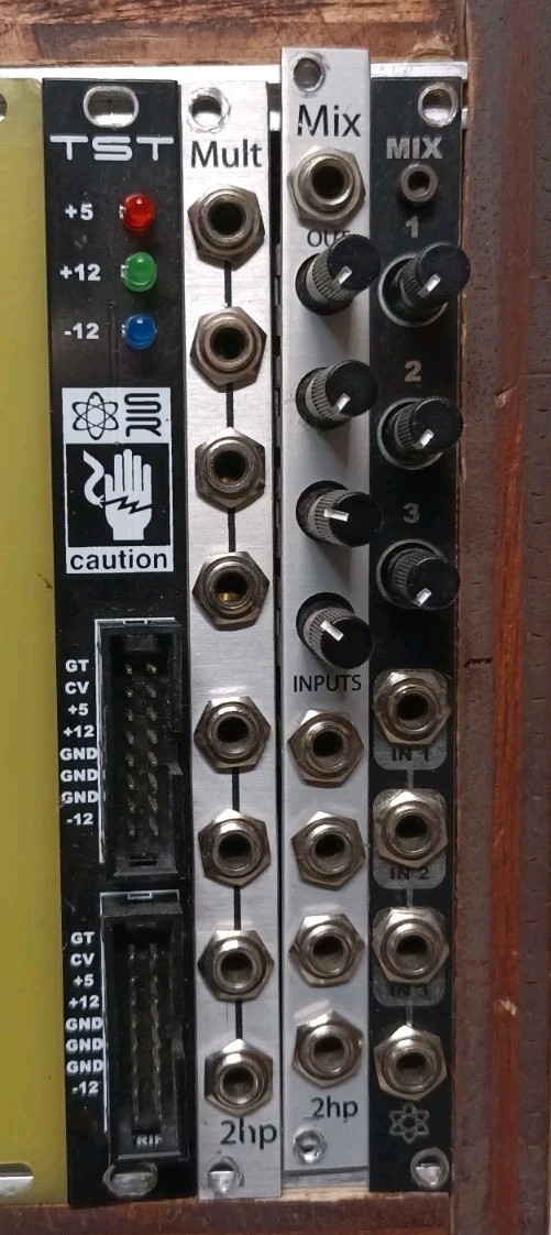 2hp Mix vintage synth equipment - eBay listing photo 1