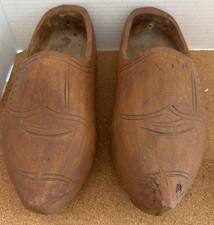 Vintage Pair 11-1/2” X 4” Hand Carved WOODEN CLOGS Holland (Dutch) SOUVENIRS