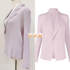 USED ISSEY MIYAKE HATCHING PLEATS TAILORED JACKET, LIGHT PURPLE UNUSED