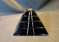 Pisapapeles pirámide maya obsidiana tallada hecho en México 2 pulgadas  0,5 libras.