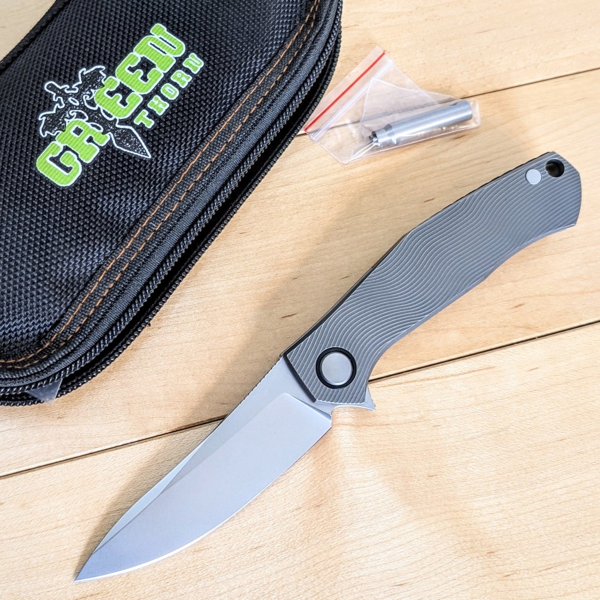 Green Thorn Poker/Vegas/Cards/Cannabis Knife Titanium Handle Rare