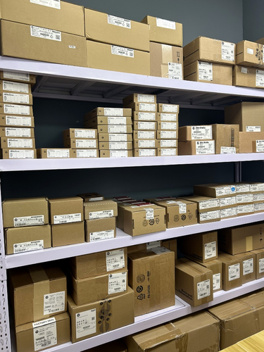 New Sealed Allen-Bradley 1769-L16ER-BB1B AB CompactLogix 384KB DI/O Controller - Picture 3 of 3