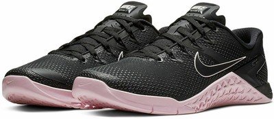nike metcon 4 black pink