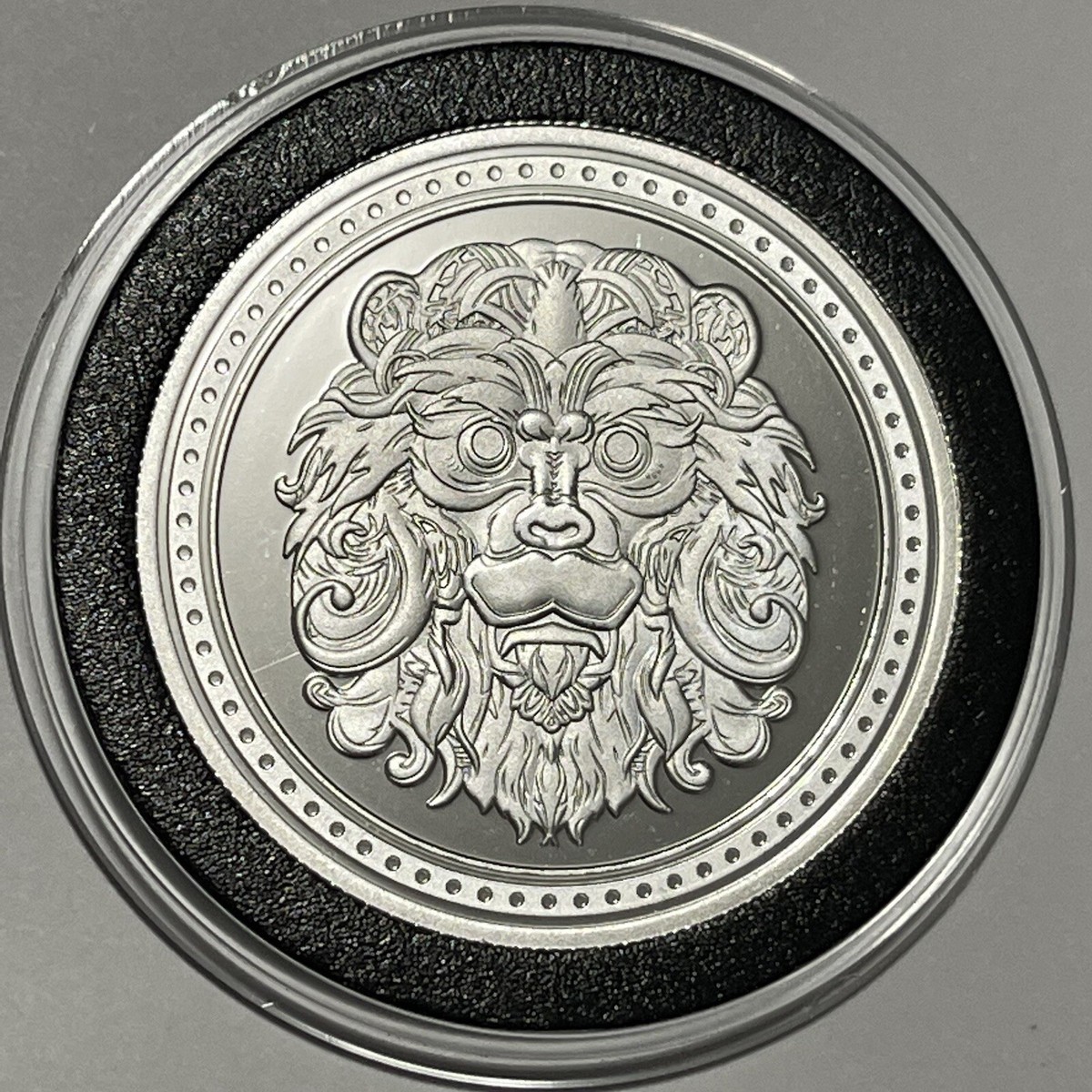 Peace Love & Hayleybug Lion Rare Coin 1 Troy Oz .999 Fine Silver