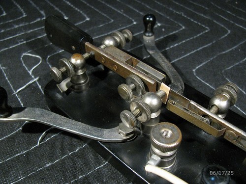 Signal Electric Mfg Co "Sematic" Semi-Automatic Bug/Sideswiper Telegraph Key - Zdjęcie 13 z 22