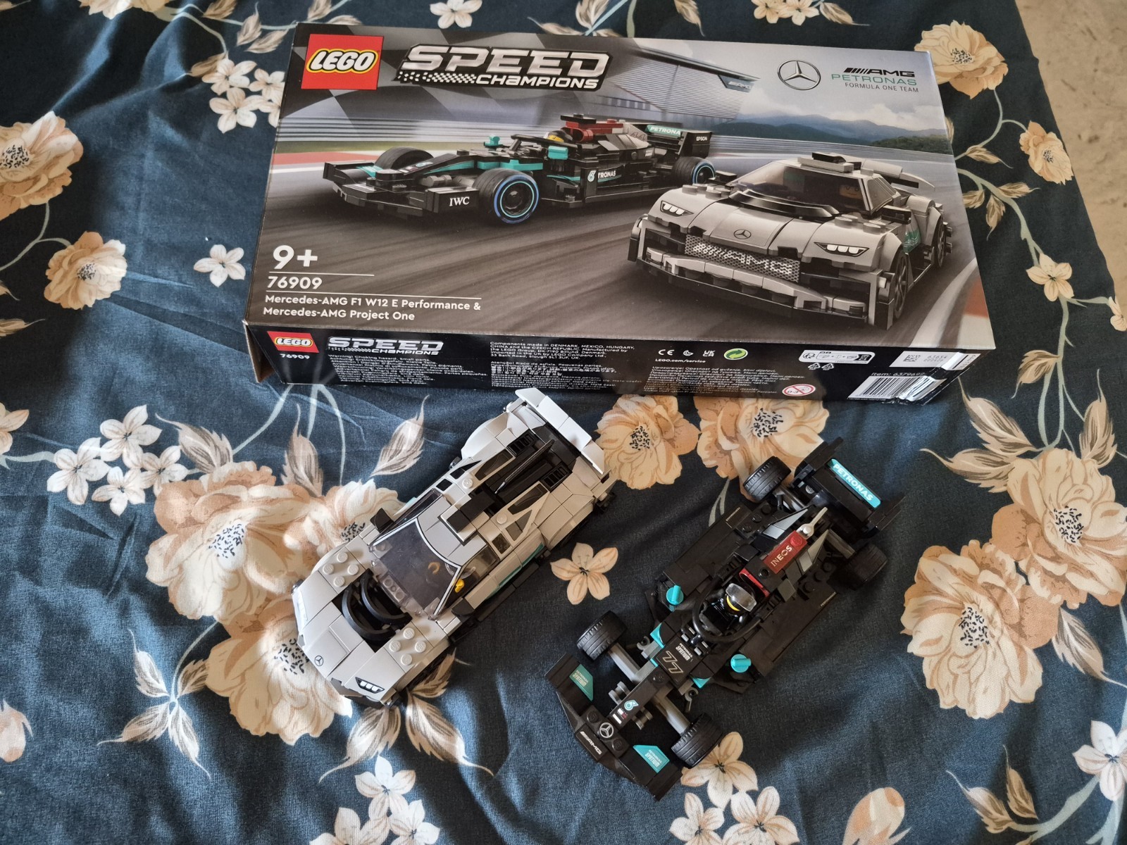 Lego Speed Champions 76909 Mercedes-AMG F1 W12 Performance & Project One (2022)