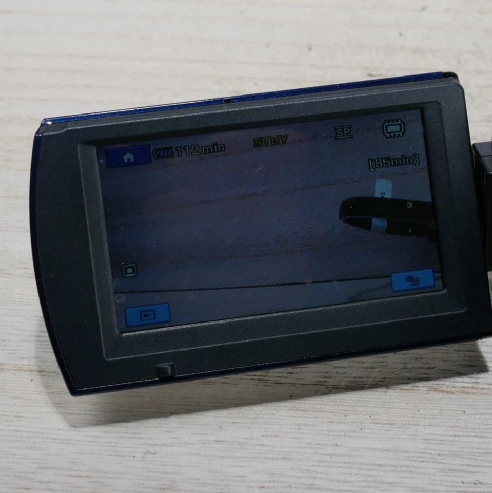 Sony Handycam DCR-SX40 Blue 3" LCD *GOOD/TESTED* W Charger - Image 3 of 4