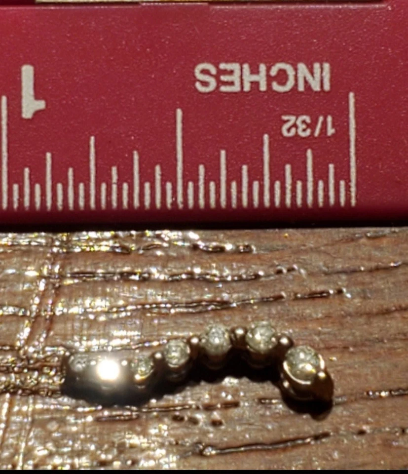 10k white gold diamond journey Necklace. 18in 10k White box chain - Image 4 of 4