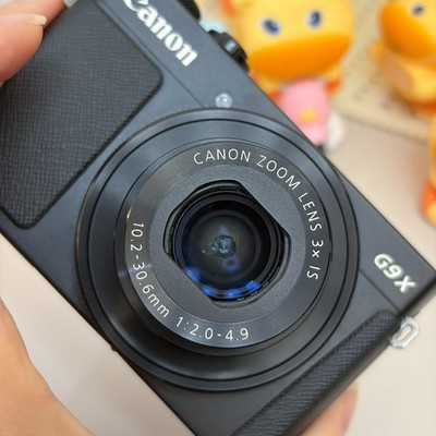 Canon PowerShot G9X Digital Camera 20.1 MP with 3X Optical Zoom