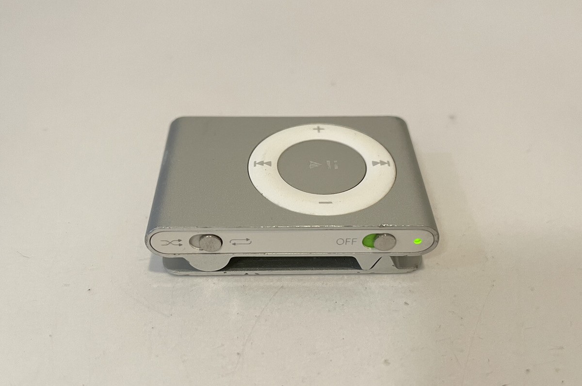 Apple iPod shuffle 2nd Generation Silver (1 GB) Works Great
