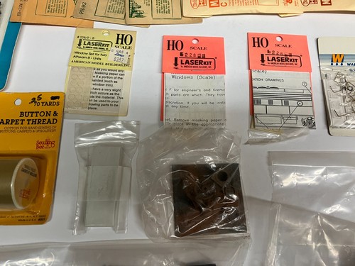 Microscale Decals, Kadee, Walthers HO Scale Parts Lot - Picture 10 of 17
