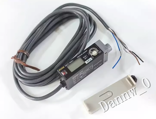 New in Box OMRON E8CC-ANOC E8CC-AN0C Pressure Sensor - Picture 2 of 3