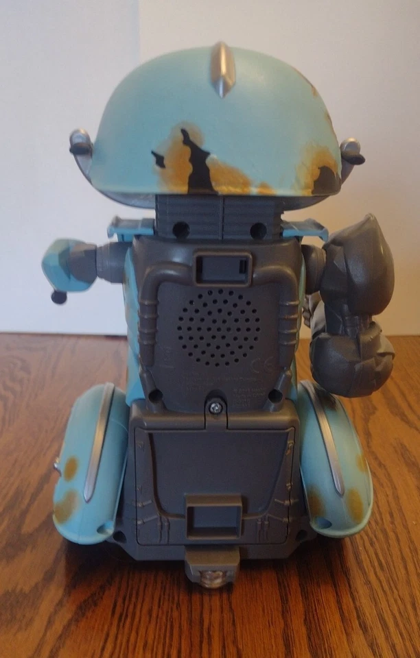 Transformers Sqweeks RC Lights, Talks & Moves Perfect Autobot No Remote Hasbro - Image 4 of 4