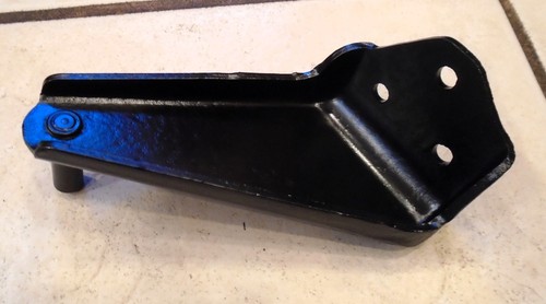 NOS 1950-1953 BUICK 40 50 SPECIAL SUPER Clutch Equalizer Bracket GM: 1338497 51 - Picture 3 of 4