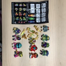 G Treasure X Action Figures Mixed Lot Aliens Series 2 Accessories