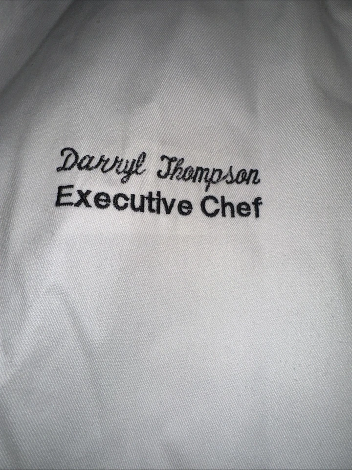 Abrigo de chef ejecutivo blanco uniforme vintage Rainforest Café para hombre talla 52 Foto 3 de 4