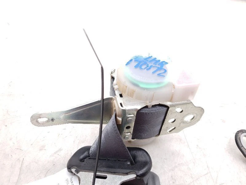 2011 TOYOTA TUNDRA EXTRA CAB DRIVER SIDE REAR SEAT BELT ASSEMBLY  - Image 4 of 4