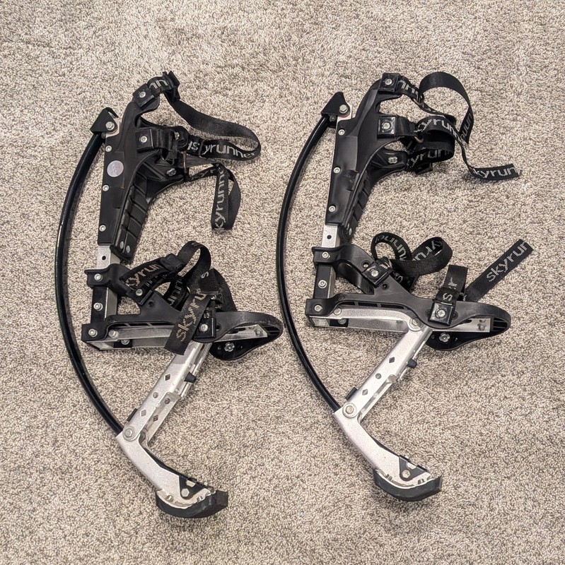 Skyrunner Kangaroo Black & Silver Youth Stilts 88-132lbs 60kg
