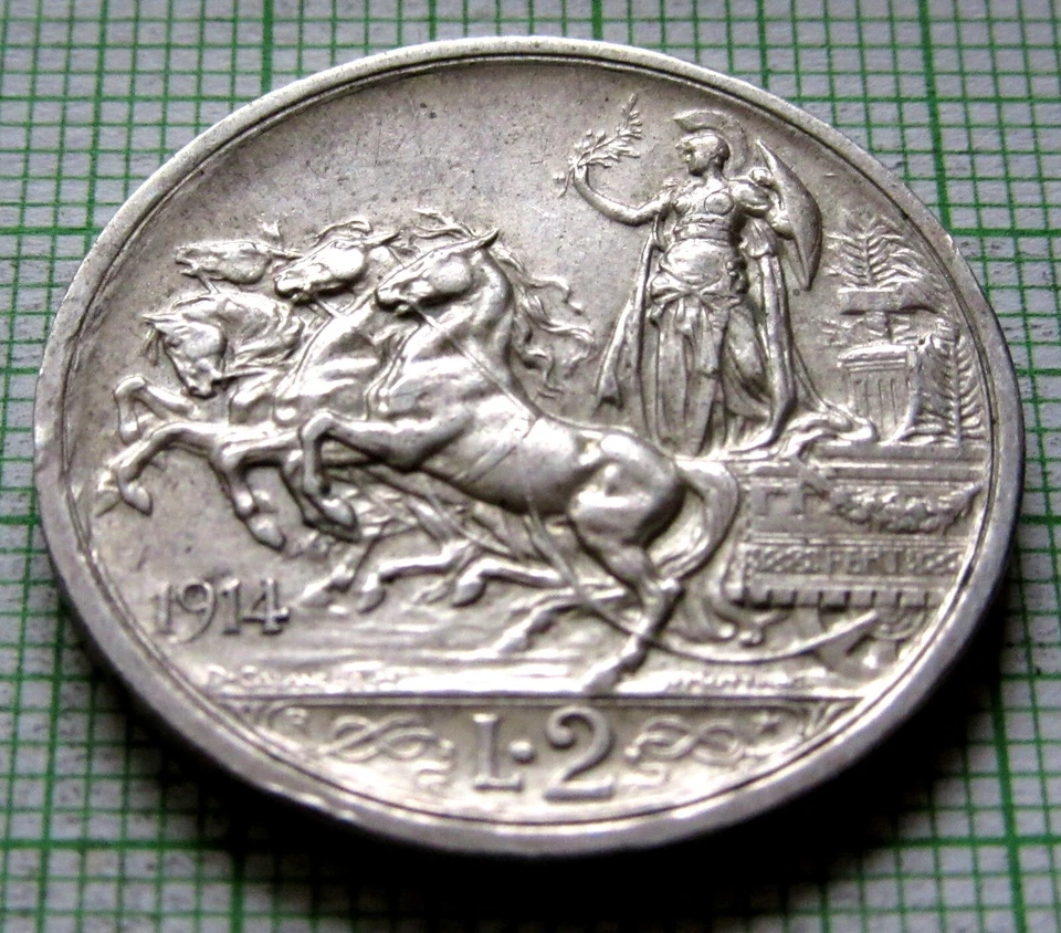 ITALY VITTORIO EMANUELE III 1914 R 2 LIRE, QUADRIGA, 0.835 SILVER High GRADE - Image 4 of 4