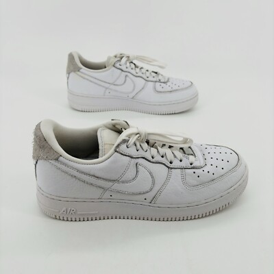 Mens 8.5 Nike Air Force 1  display picture 1