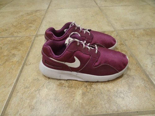 Size 13C Fuchsia Purple Nike Shoes 