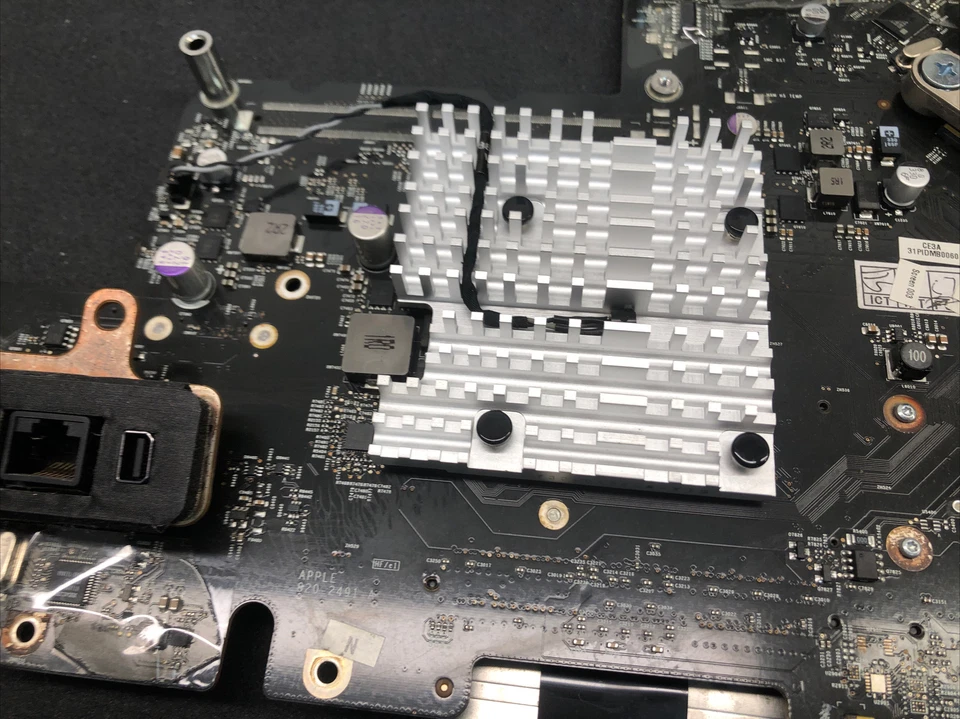 Logic Board (820-2491-A) for 24” Apple iMac A1225 Early-2009 2.66GHz SLGED - Image 3 of 4