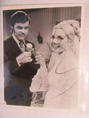 GEORGE REINHOLT in ANOTHER WORLD Wedding 1971 Press Photo w JACQUELINE COURTNEY