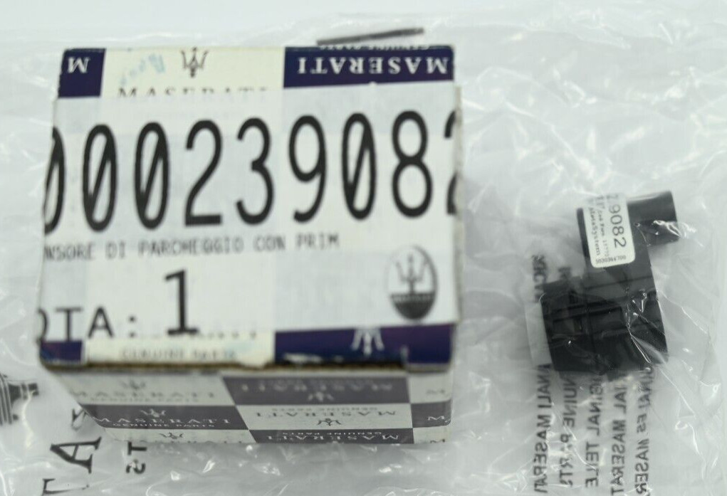 Genuine OEM Maserati Quattroporte Parking Sensor P/N 239082 NEW in Box