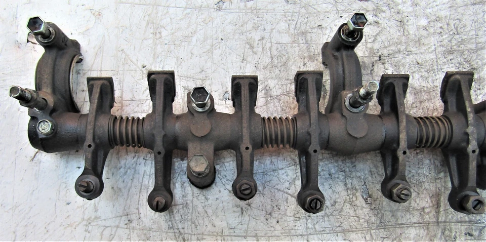 Двигатель Toyota 1 л 2,2 куб. см старая модель дизельный рычаг вал б/у - Изображение 3 из 4