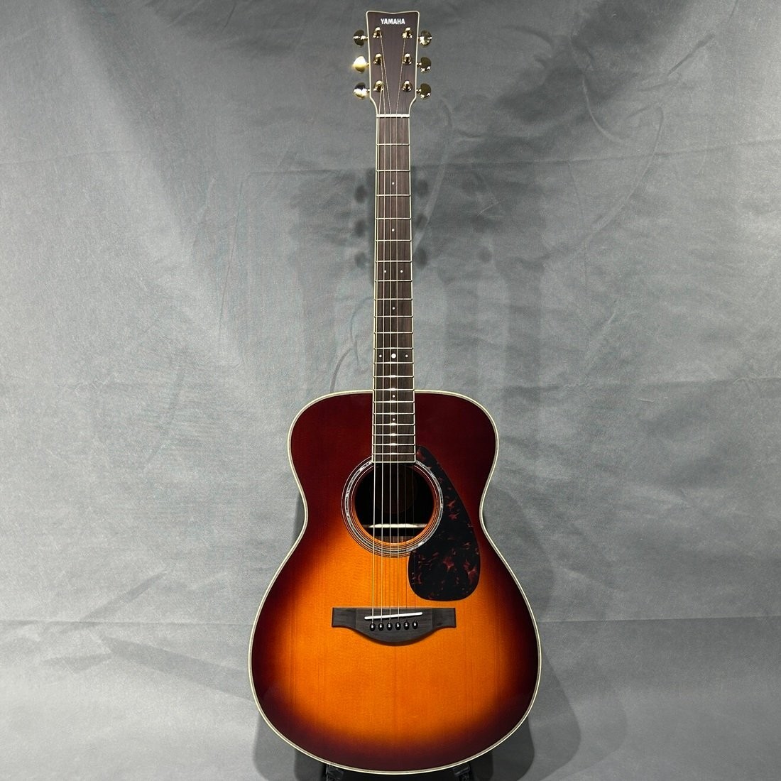 Acoustic Guitar Yamaha LS6 ARE Acoustic Resonance Enhancement BS