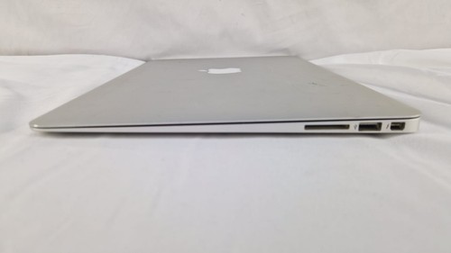 MacBook Air 13.3" 2015 i5 1.6GHz 4GB RAM 128GB SSD A1466 Spares- Broken Screen - Afbeelding 7 van 8