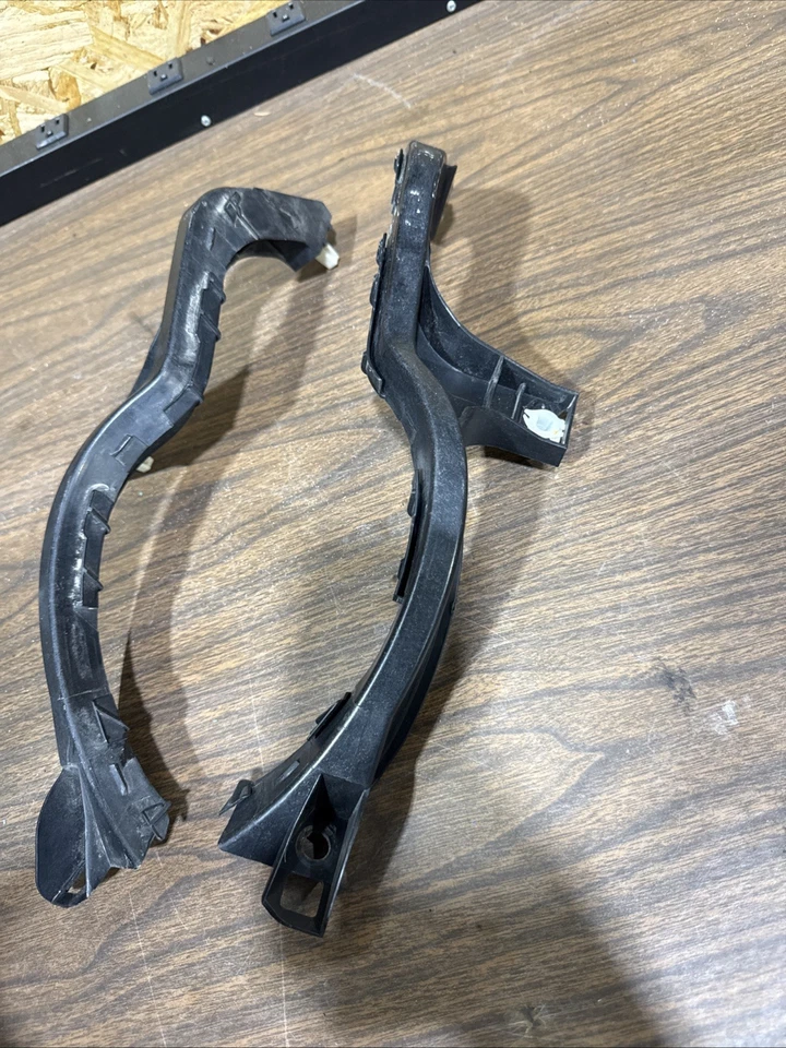 Soporte de parachoques de luz trasera derecha izquierda Scion FR-S 2013-2017 OEM FRS BRZ 13-17 Foto 3 de 4