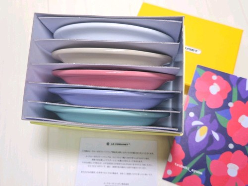 LE CREUSET Oval Mini Plate Multicolor Stoneware Set of 5 French Pastel NIB Japan - Picture 6 of 6