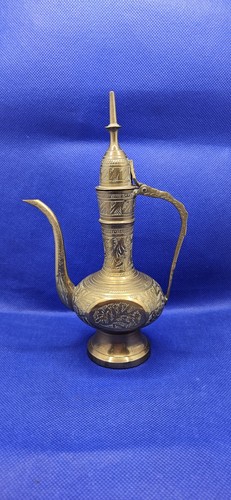 Small Vintage Indian Made Brass Tea / Coffee Pot. - Picture 2 of 15