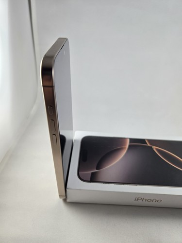iphone 16 pro max 256gb Desert Titanium Boost Mobile - Bild 7 von 10