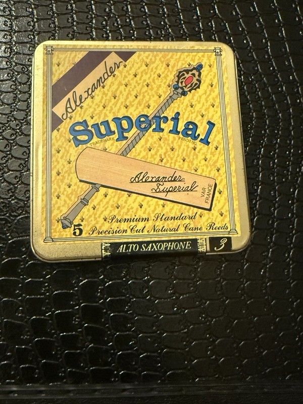 Alexander Superial Alto Saxophone Reeds — Strength 3 —- 5 Pack Sealed
