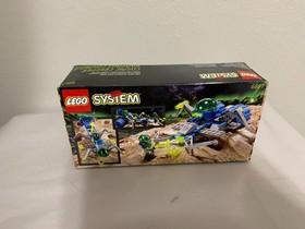 LEGO Insectoids: Cosmic Creeper (6837)/Bi Wing Blaster (6905)/Beta Buzzer (6817)