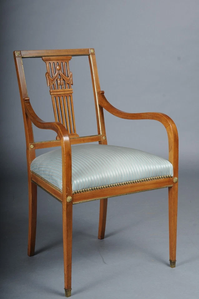 Silla antigua clásica Empire hecha de caoba con accesorios de latón París Foto 2 de 4