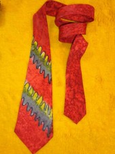 1940s SUPERBA  HAND PAINTED VINTAGE TIE  RED GRAY BLACK YELLOW STRIPES  52"