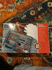 Think tank Technology Roadside Emergency Kit