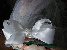 First Communion White Satin Bow with Pearl Center w/Sewn Edge Headband Veil