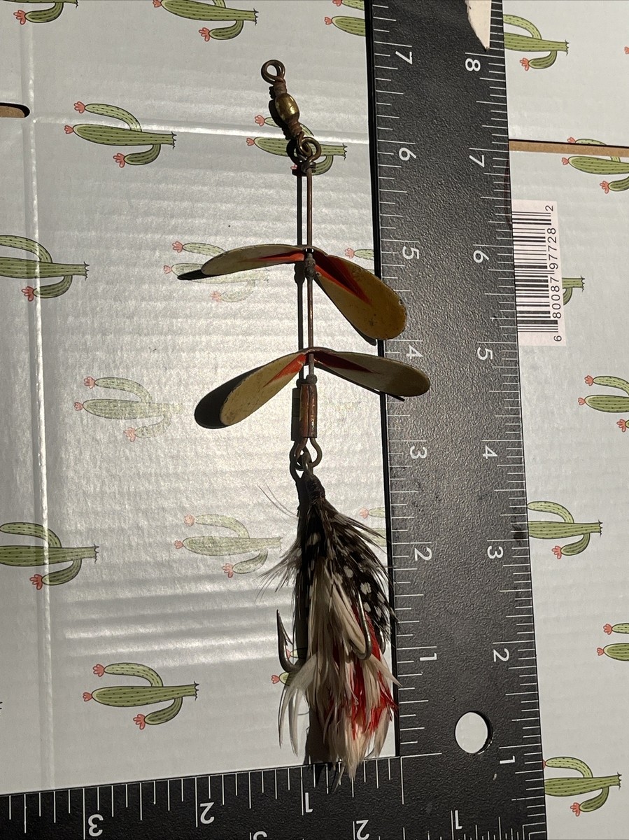 Pflueger Tandem Spinner Feather Tail Vintage Spinnerbait Pflueger Tandem Spinner Feather Tail Vintage Spinnerbait