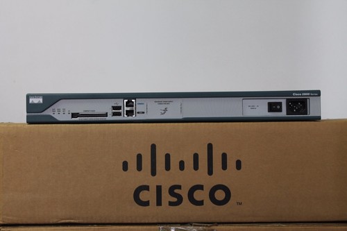 Routeur Cisco 2811 iOS 15.1(3)T CME 8,5 CENTS CCNA CCVP CCIE CCSP LAB 512d/256f - Photo 1 sur 2